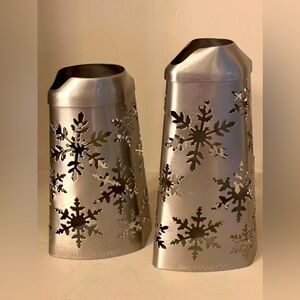 Bath & Body Works Soap Dispenser Sleeve Snowflake Brushed Nickle Christmas Set 2